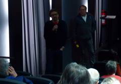 Regisseur Thorsten Trimpop und Achim Müller-Blanck bei der Diuskussion in Hannover am 10. März